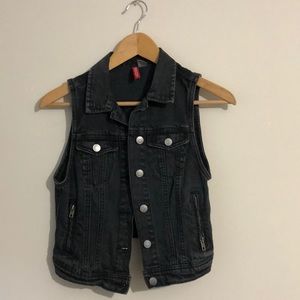 Denim Cropped Vest